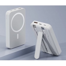 磁吸充電寶