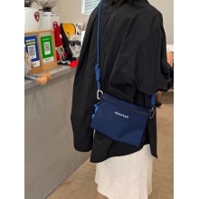 輕便防水單肩包